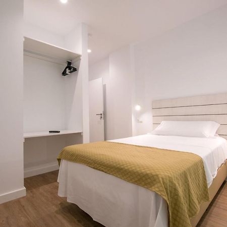 Hostal Beach Santa Pola Luaran gambar